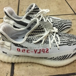 Adidas yeezy boost 350 v2 zebra black and white size 8.5 men